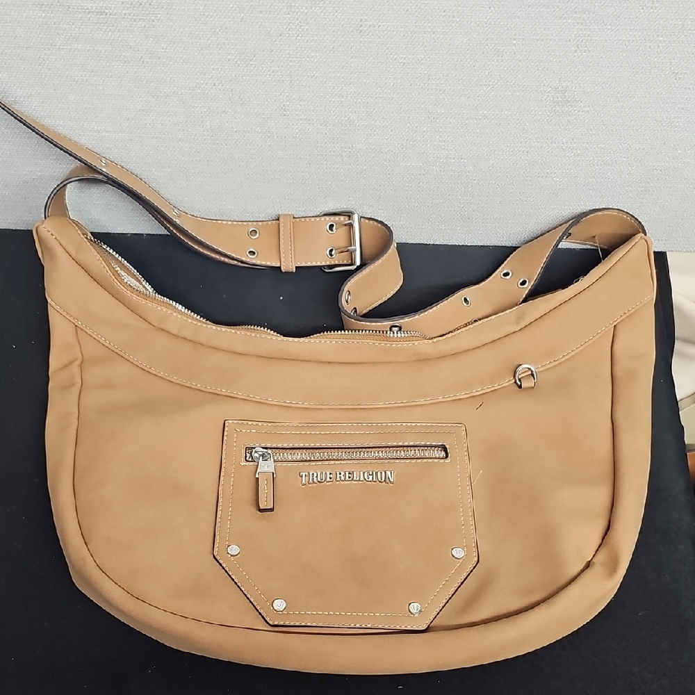 TRUE RELIGION TAN SHOULDER BAG BFPM-11-067